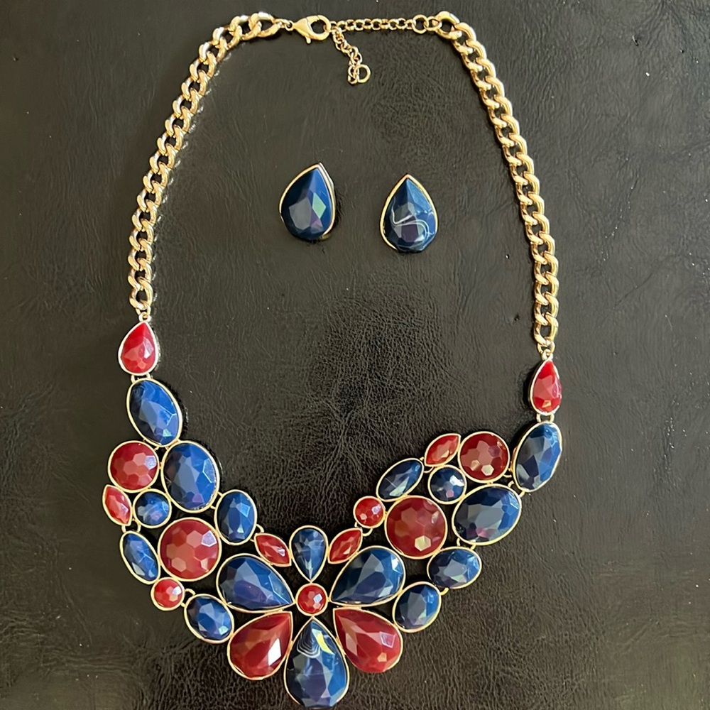 Costume Jewelry Statement Necklace and Earring Set